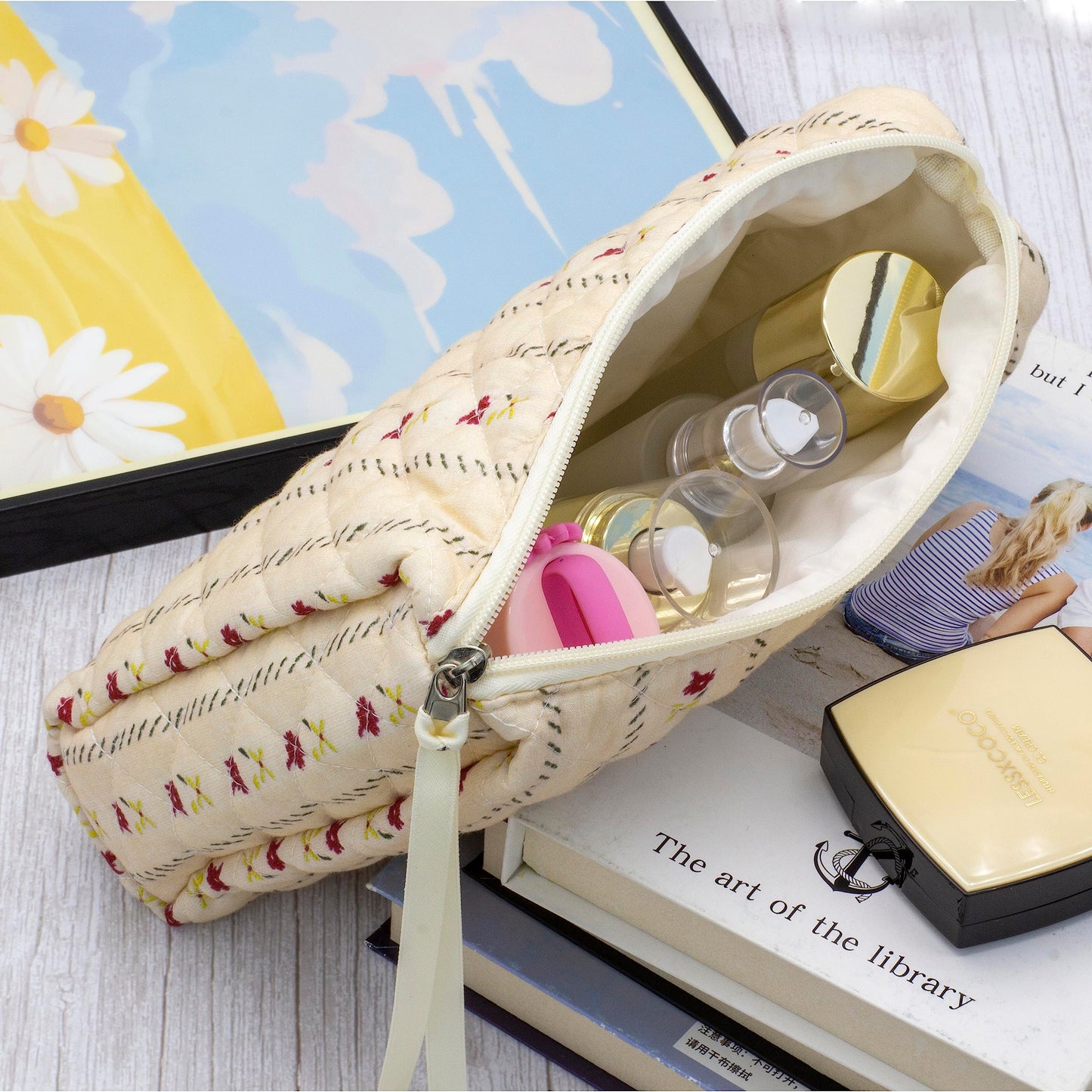 PAZIMIIK Cotton Makeup Bag for Women Large Quilted Travel Cosmetic Pouch Girls' Make Up Organizer,Little Flower Beige
